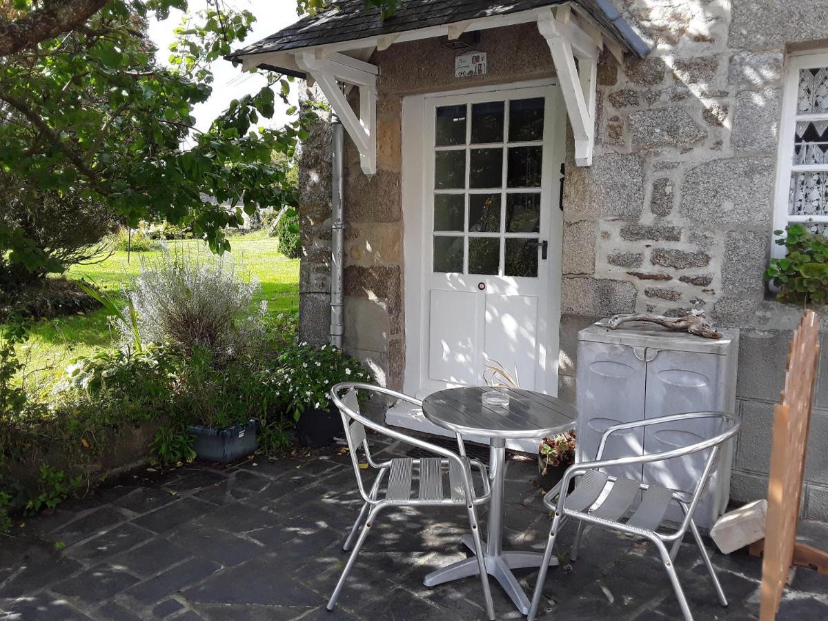 Ker Jerome - Traditional Stone Breton Cottage Near To Dinan Trelivan Kültér fotó